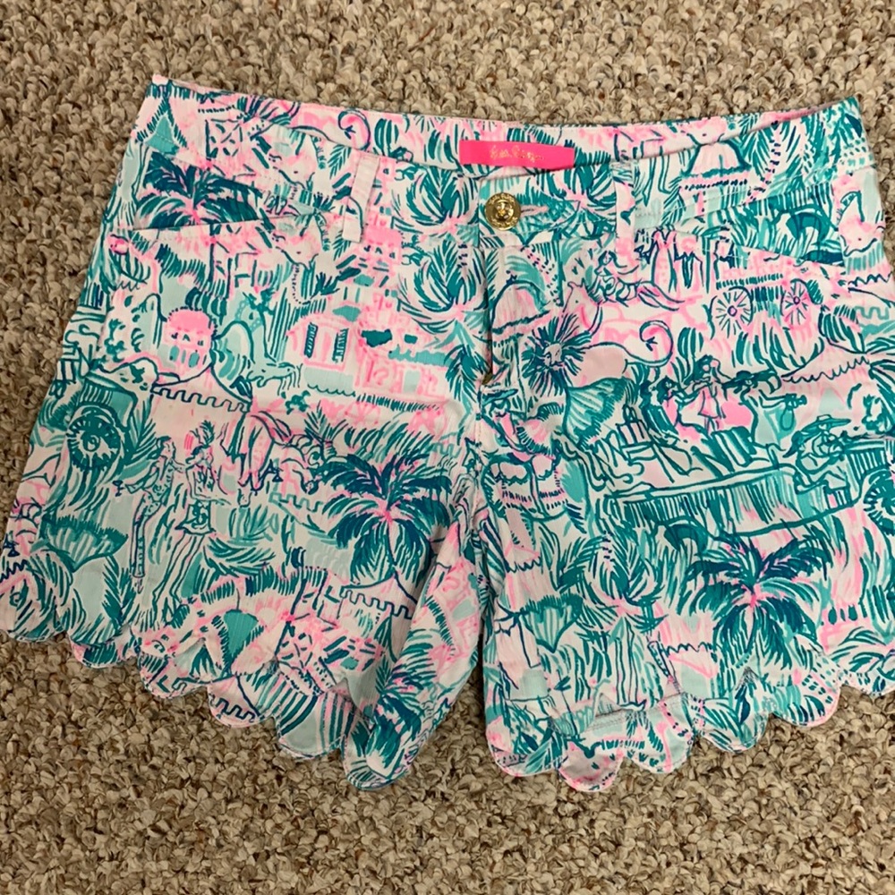 Lilly Pulitzer shorts size 2 never worn